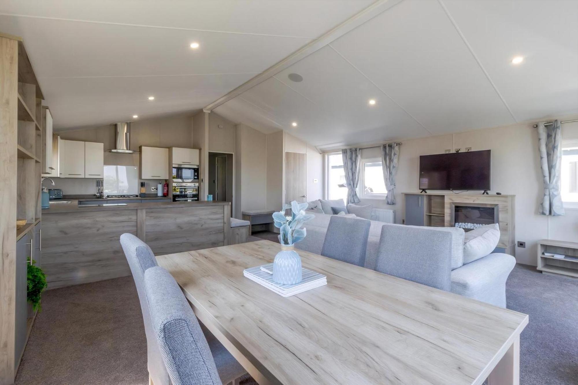 Stunning 6 Berth Lodge With Full Sea Views In Suffolk Ref 68007Cr Lowestoft Dış mekan fotoğraf